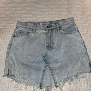 the cutest denim skirt